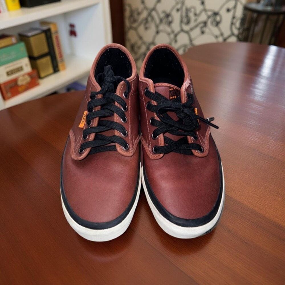 Unisex Vans Leather Low Tops Skate Shoes Sneakers Size 6.5